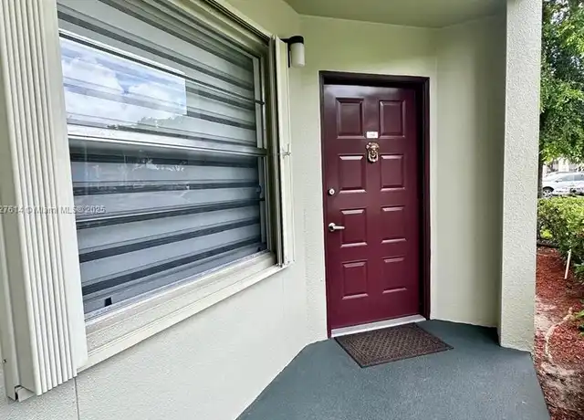 Property at 1300 SW 130th Ave Unit F114, Pembroke Pines, FL, 33027, 2 beds, 2 baths, [object Object]