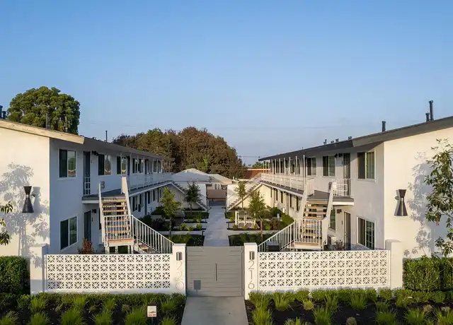 Property at Ocean Pacific Apartment Homes - 220 Huntington St, Huntington Beach, CA, 92648, 1 bed, 1 bath, [object Object]