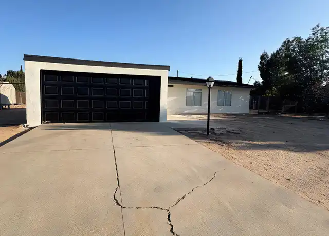Property at 14553 Yucca St, Hesperia, CA, 92345, 3 beds, 1 bath, [object Object]