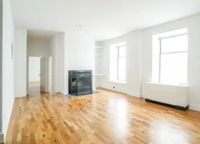 Property at 90 Horatio St, New York, NY, 10014, 3 beds, 2 baths, [object Object]