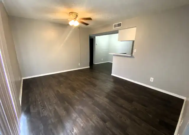 Property at 1609 W Schunior St Unit 1906, Edinburg, TX, 78541, 2 beds, 2 baths, [object Object]