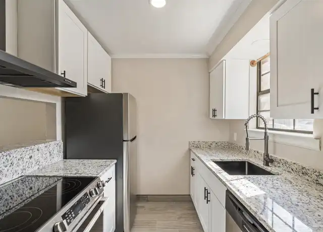 Property at 7250 Hilburn Rd Unit 1A, Pensacola, FL, 32504, 2 beds, 1.5 baths, [object Object]