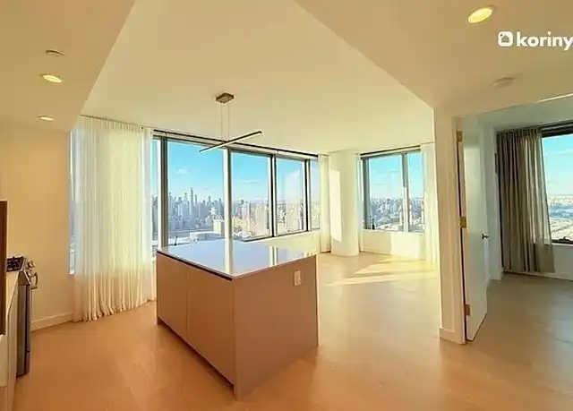 Property at 3 Court Sq W #5502, Queens, NY, 11101, 2 beds, 2 baths, [object Object]