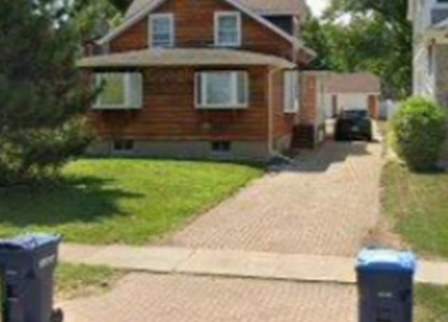 Photo of 4614 Gilbert Ave, Western Springs, IL 60558