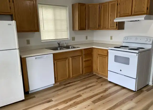 Property at 13098 Westland Ct Unit 1, Holland, MI, 49424, 3 beds, 2 baths, [object Object]