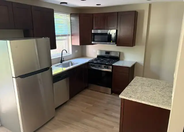 Property at 1653 E 70th St, Chicago, IL, 60649, 3 beds, 2 baths, [object Object]