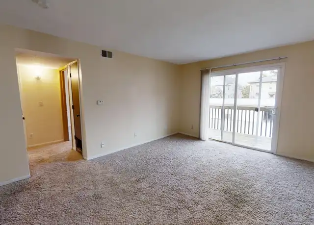 Property at 1820 A Ave NE Unit 3, Cedar Rapids, IA, 52402, 2 beds, 1 bath, [object Object]