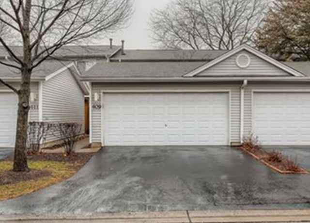 Photo of 409 Hazelwood Ter, Buffalo Grove, IL 60089