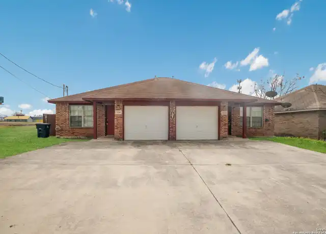 Property at 1152 Misty Acres Dr, New Braunfels, TX, 78130, 2 beds, 2 baths, [object Object]