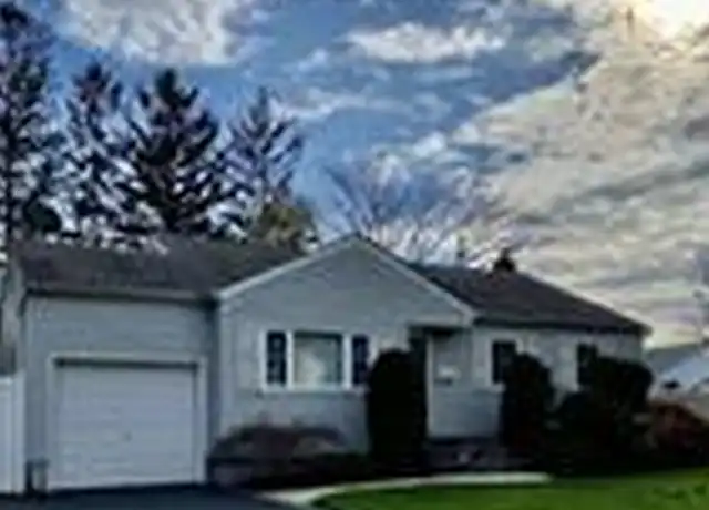 Property at 3 Wensley Rd, Plainview, NY, 11803, 4 beds, 2 baths, [object Object]