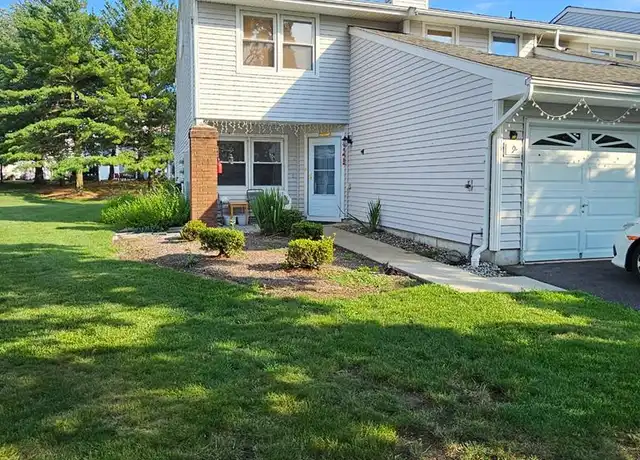 Property at 9 Sandpiper Dr, Parlin, NJ, 08859, 3 beds, 2.5 baths, [object Object]