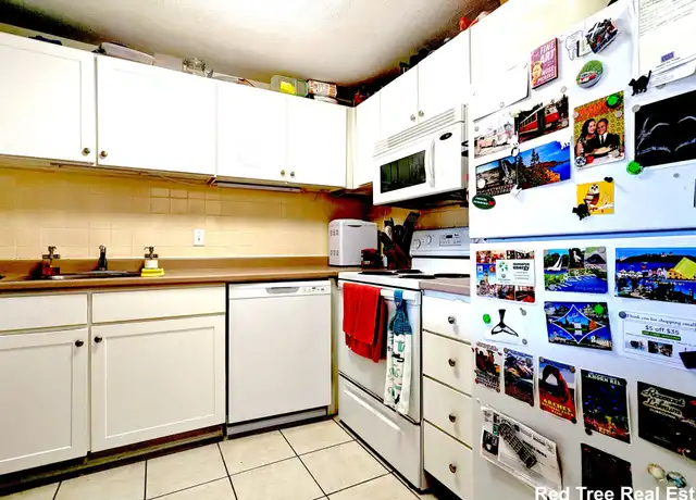 Property at 24 Whites Ave Unit 36, Watertown, MA, 02472, 1 bed, 1 bath, [object Object]