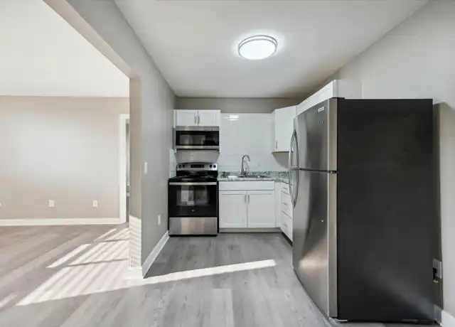 Property at 4040 Royer Rd Unit 5, Toledo, OH, 43623, 1 bed, 1 bath, [object Object]
