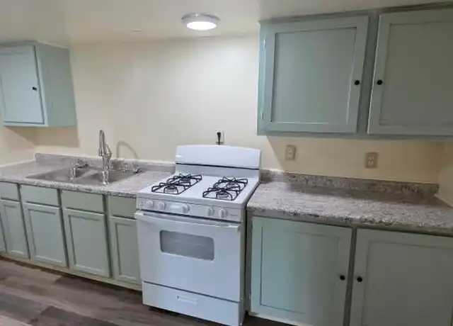 Property at 604 E Superior St, Kokomo, IN, 46901, 1 bed, 1 bath, [object Object]
