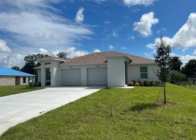 Property at 6064 Laurelwood Dr, Fort Myers, FL, 33905, 3 beds, 2 baths, [object Object]