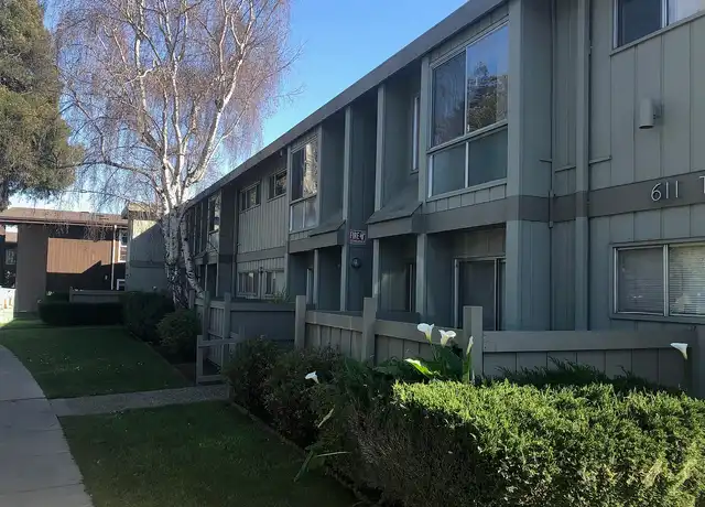 Property at Village View Apartments - 611 Tuttle Ave, Watsonville, CA, 95076, 2 beds, 1 bath, [object Object]