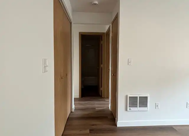 Property at 1209 E 10th St Unit B, The Dalles, OR, 97058, 2 beds, 1 bath, [object Object]