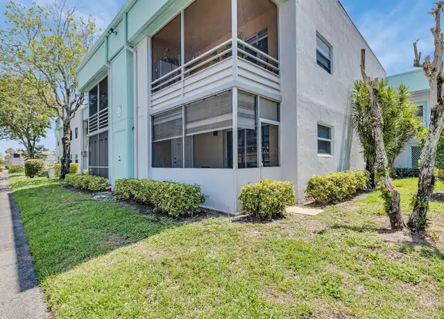 Property at 392 Brittany Dr #392, Delray Beach, FL, 33446, 1 bed, 1.5 baths, [object Object]
