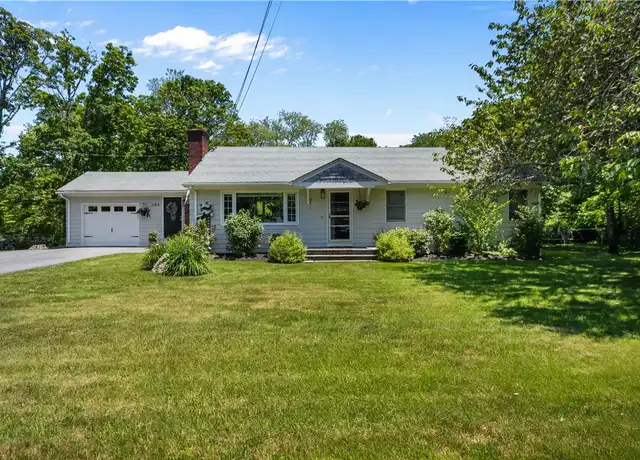 Property at 386 Stone Church Rd, Tiverton, RI, 02878, 3 beds, 2 baths, [object Object]