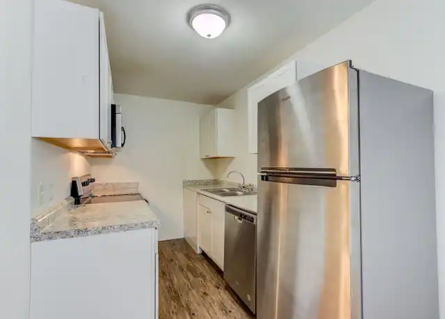 Property at 322 N 6th St Apt 06, Fort Smith, AR, 72901, 1 bed, 1 bath, [object Object]