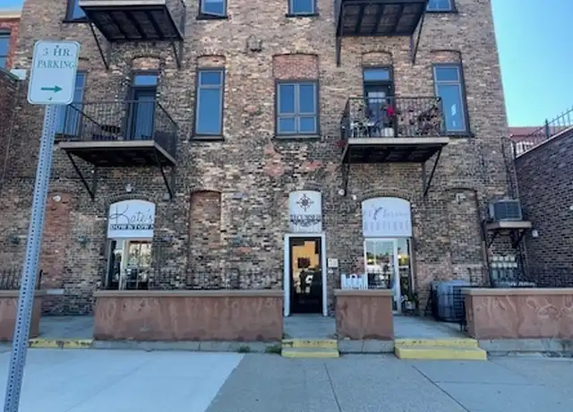 Property at 231 Huron Ave, Port Huron, MI, 48060, 1 bed, 1 bath, [object Object]