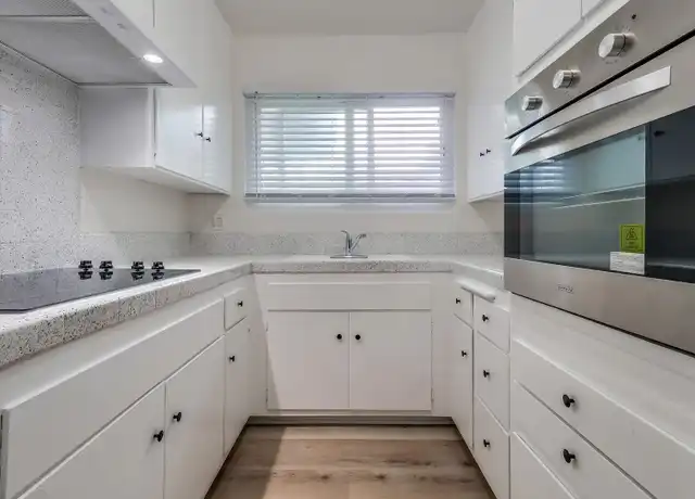 Property at 621 E 99th St Unit 11, Inglewood, CA, 90301, 1 bed, 1 bath, [object Object]