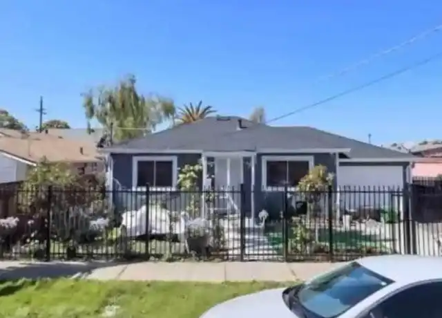 Property at 9 S 45th St, Richmond, CA, 94804, 2 beds, 1 bath, [object Object]