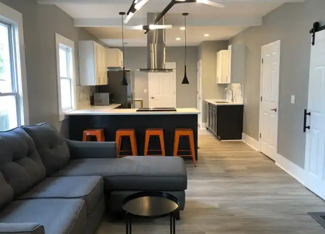 Property at 324-326 Mount Hope Ave Unit 1, Rochester, NY, 14620, 1 bed, 1 bath, [object Object]