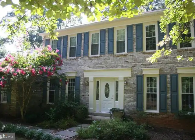 Property at 7140 Chesterfield Dr, Warrenton, VA, 20187, 5 beds, 2.5 baths, [object Object]