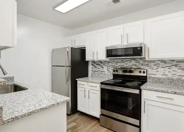Property at Keystone Farms - 5360 Edmondson Pike, Nashville, TN, 37211, 2-3 beds, 2 baths, [object Object]