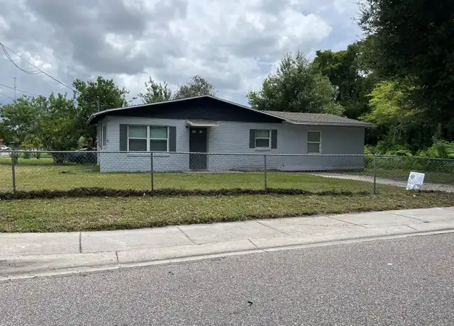 Property at 300 Campus View Dr, Orlando, FL, 32810, 3 beds, 2 baths, [object Object]