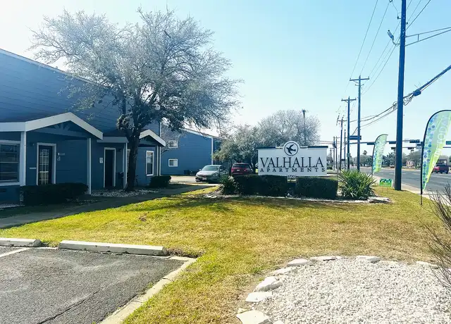Property at Valhalla Apartments - 6730 Everhart Rd, Corpus Christi, TX, 78413, 0-2 beds, 1-2 bath, [object Object]