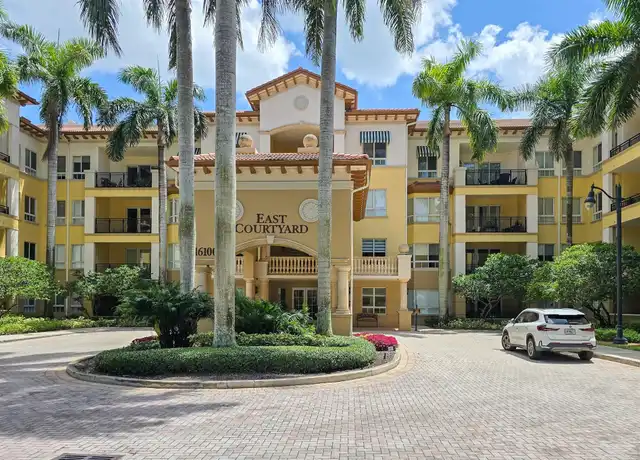Property at 16100 Emerald Estates Dr #296, Weston, FL, 33331, 1 bed, 1 bath, [object Object]