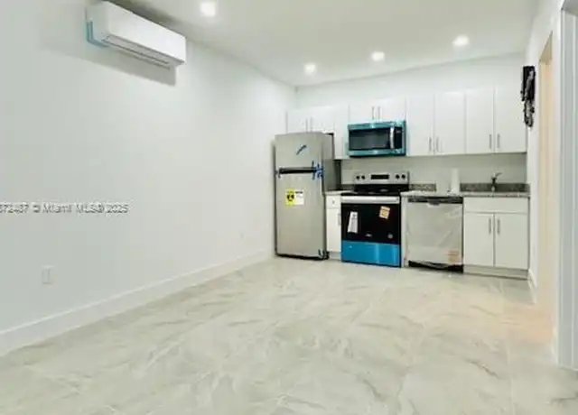 Property at 3300 SW 80th Ave Unit 2, Miami, FL, 33155, 1 bed, 1 bath, [object Object]