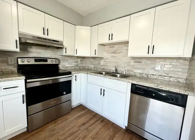 Property at Marina Villas - 910 Alicia Ave, Tampa, FL, 33604, 2 beds, 2 baths, [object Object]