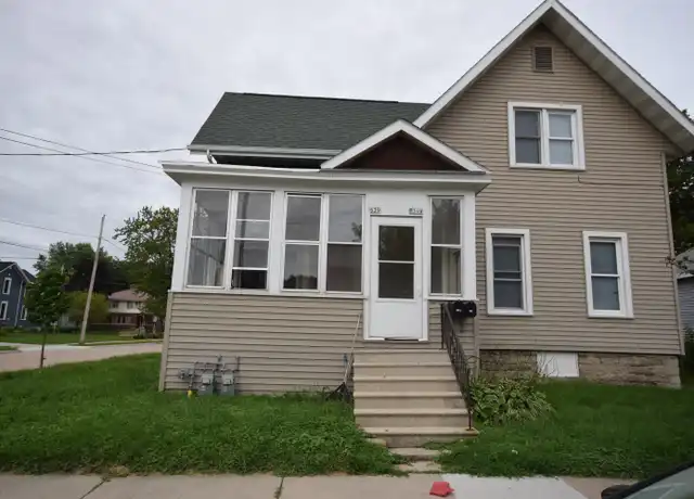 Property at 639 Frederick St, Oshkosh, WI, 54901, 2 beds, 1 bath, [object Object]