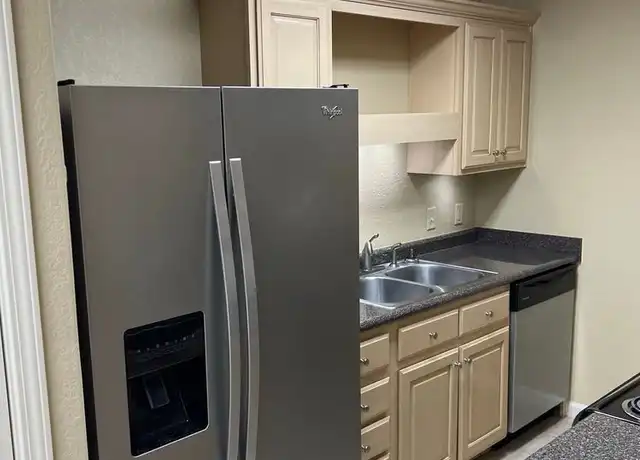 Property at 5930 Rees Rd Unit CSA 327, Jonesboro, AR, 72401, 1 bed, 1 bath, [object Object]