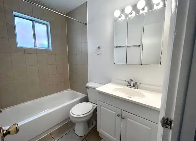 Property at 2150 N 4th St Unit C, Columbus, OH, 43201, 1 bed, 1 bath, [object Object]