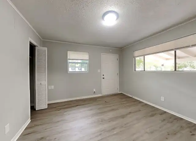 Property at 6923 Miss Muffet Ln N, Jacksonville, FL, 32210, 3 beds, 1 bath, [object Object]
