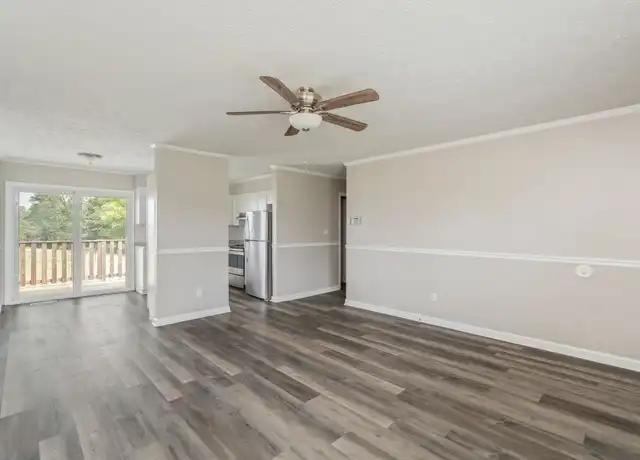 Property at 2832 Vicksburg Ln, Strawberry Plains, TN, 37871, 3 beds, 1 bath, [object Object]