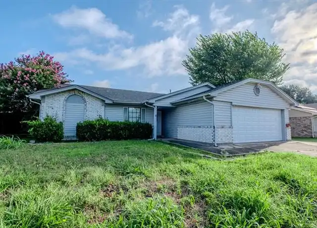 Property at 1321 Mercedes St, Benbrook, TX, 76126, 3 beds, 2 baths, [object Object]