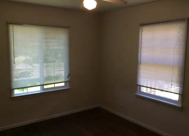 Property at 1331 NW Hawthorne Ave, Grants Pass, OR, 97526, 2 beds, 1 bath, [object Object]