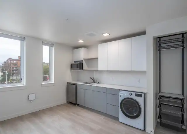 Property at 1446 NE 53rd St Unit 705, Seattle, WA, 98105, 1 bed, 1 bath, [object Object]