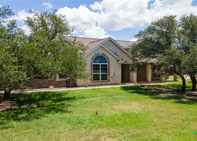 Property at 336 Skyline Dr, Copperas Cove, TX, 76522, 4 beds, 2 baths, [object Object]