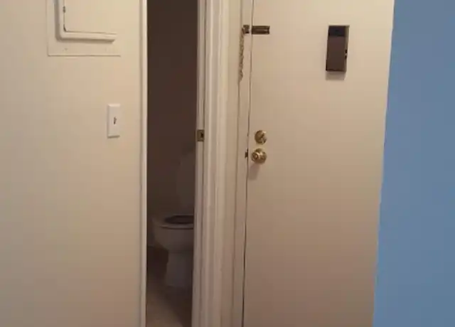 Property at 129 Burgundy Hill Ln, Middletown, CT, 06457, 1 bed, 1 bath, [object Object]