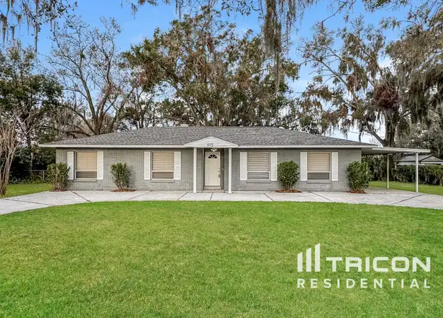 Property at 975 S Lakeview Ave, Bartow, FL, 33830, 3 beds, 2 baths, [object Object]