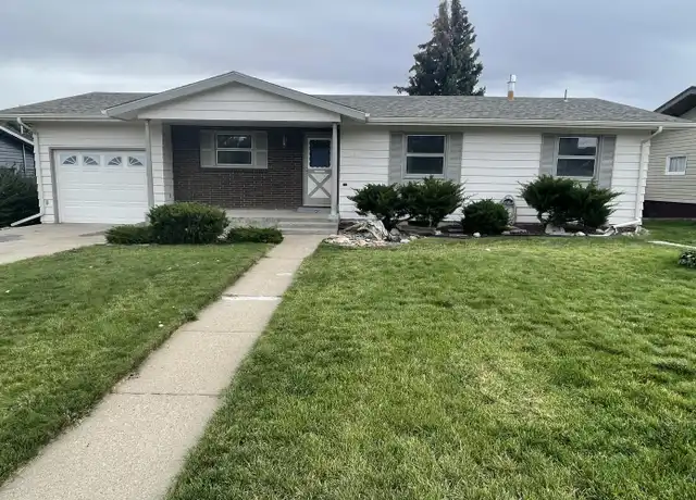 Property at 3204 17th Ave S, Great Falls, MT, 59405, 4 beds, 2 baths, [object Object]
