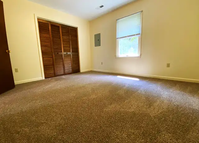 Property at 815 Western Rd Unit 4, Waynesboro, VA, 22980, 1 bed, 1 bath, [object Object]