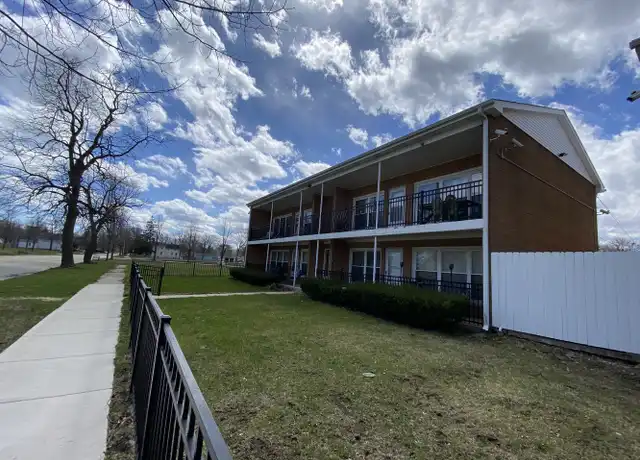 Property at 2900 Elizabeth Ave Unit 2S, Zion, IL, 60099, 2 beds, 1 bath, [object Object]