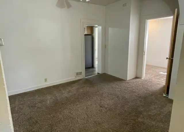 Property at 122 Broadway St Unit BR122X, Eau Claire, WI, 54703, 3 beds, 1 bath, [object Object]
